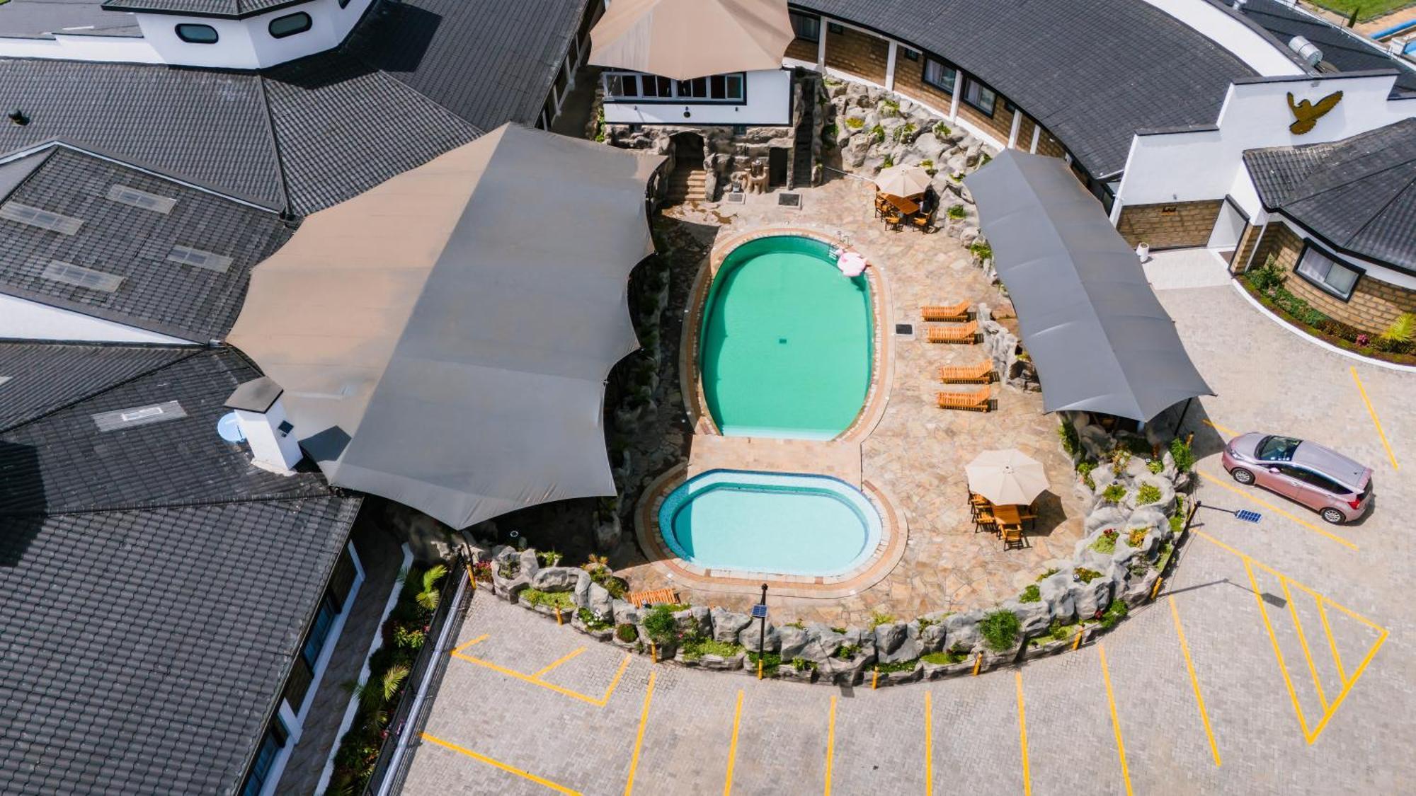 Aparthotel Avian Court Penthouse Naivasha Esterno foto
